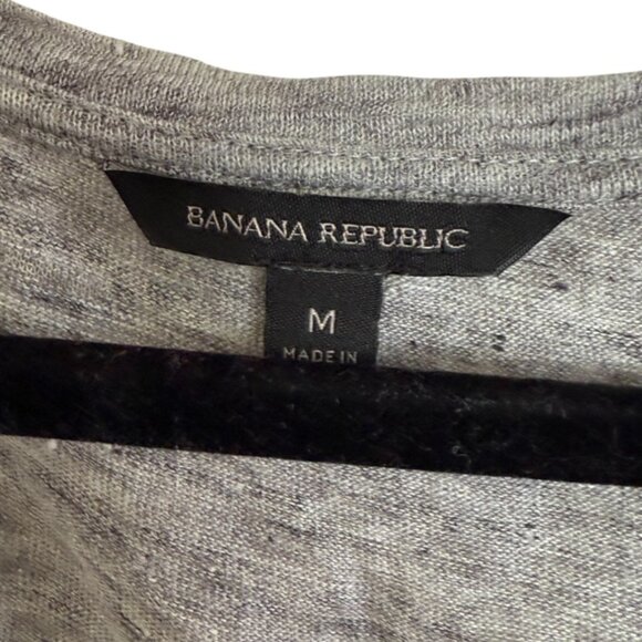 Banana Republic Gray 100% Linen V-Neck Short Sleeve Breathable T-Shirt - Medium - Picture 4 of 4